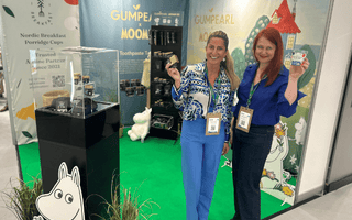 Gumpearl på WTCE-mässan i Hamburg. Tandkrämstabletter för resebranschen.